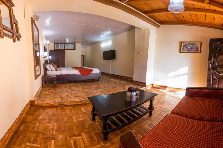 Room 8 of 188