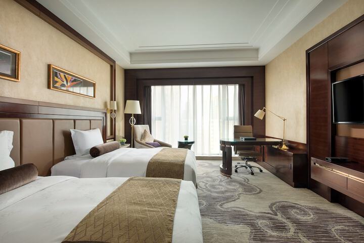 Room 5 of 29