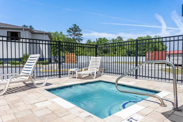 Pool 47 of 57