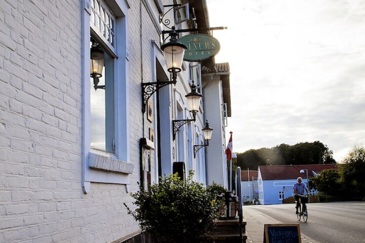 Flinchs Hotel