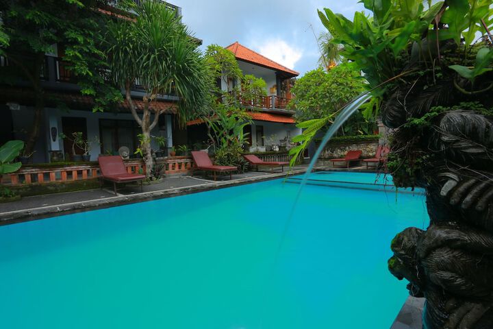 Pool 31 of 43