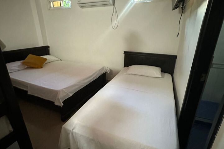 Room 15 of 41