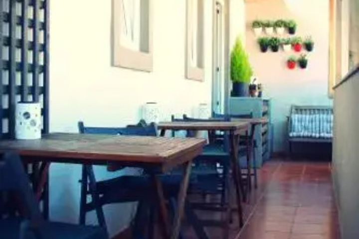 Dining 9 of 9