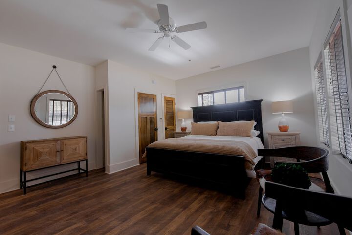 Room 6 of 48