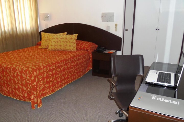 Room 10 of 55