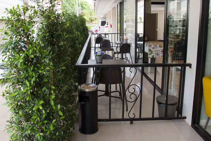 Terrace/Patio 43 of 48