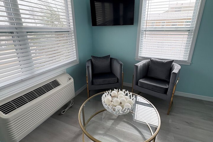 Room 11 of 26