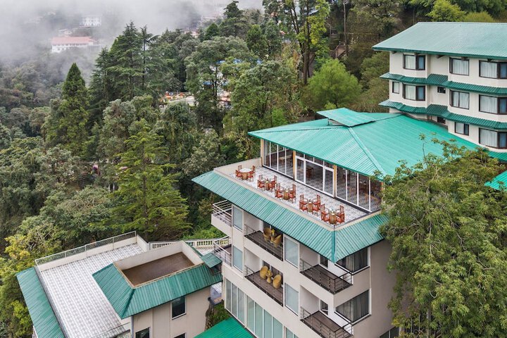 Hotel 76 of 79