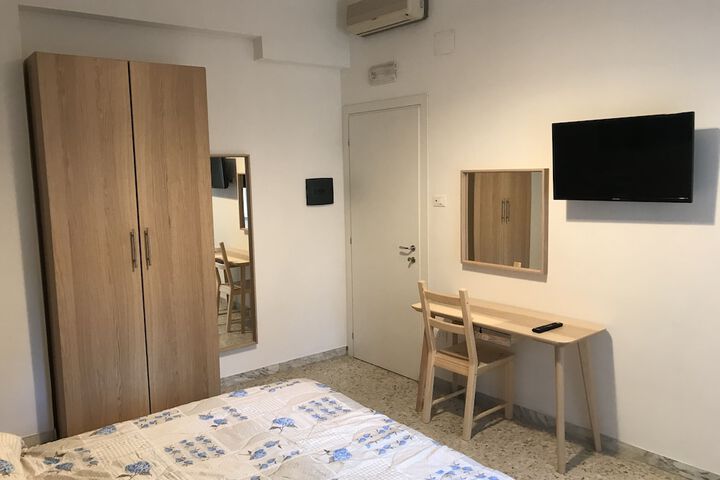 Room 6 of 57