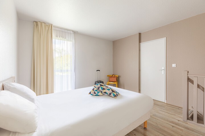 Room 4 of 29
