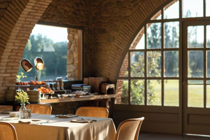 Breakfast/Coffee Service 100 of 140