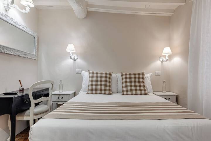 Room 22 of 124