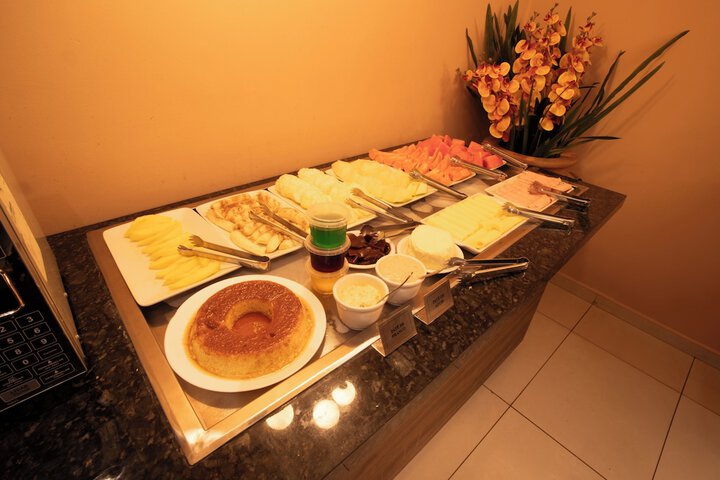 Breakfast/Coffee Service 46 of 67