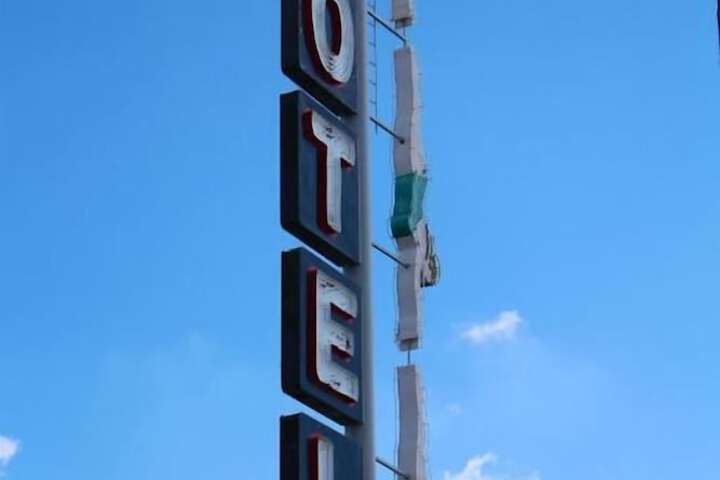 Hotel 33 of 33