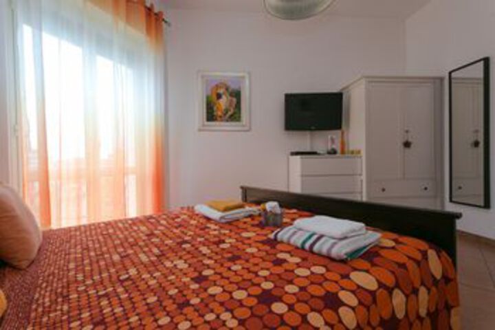 Hotel Suite Photo