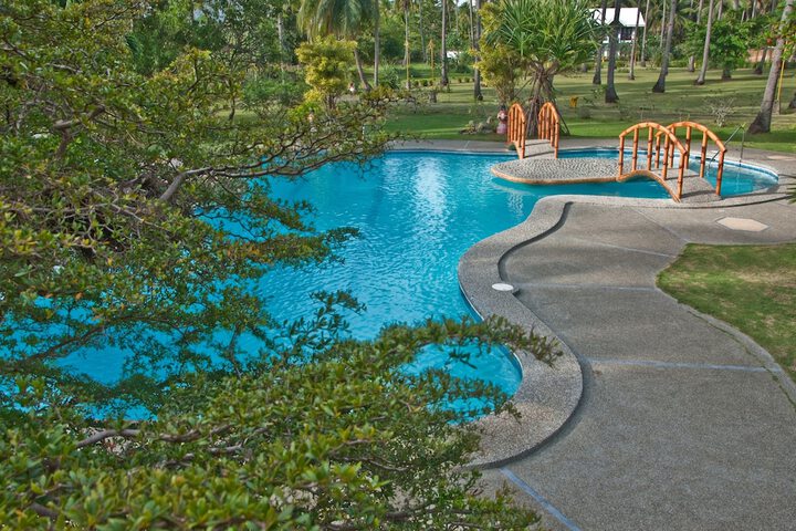 Pool 42 of 70