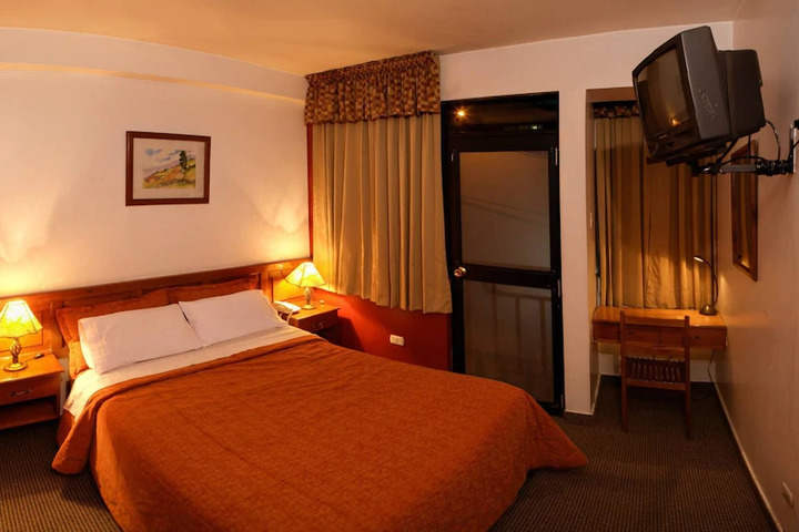 Room 7 of 7