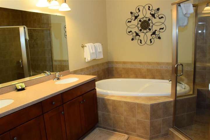 1 Bedroom Condo Villa Queen Bed Sofa (209 of 252)
