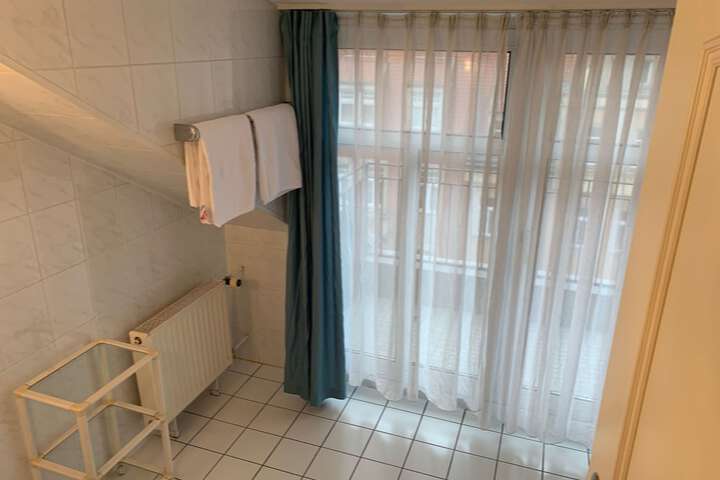 Room 38 of 54