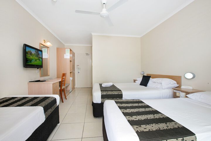 Room 6 of 45