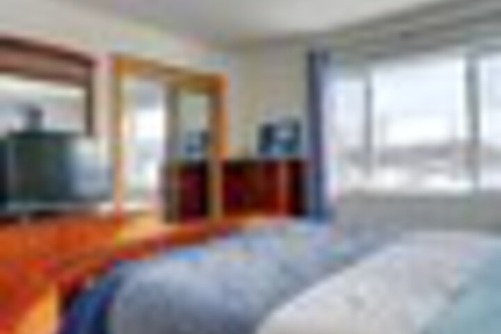 Room 44 of 117