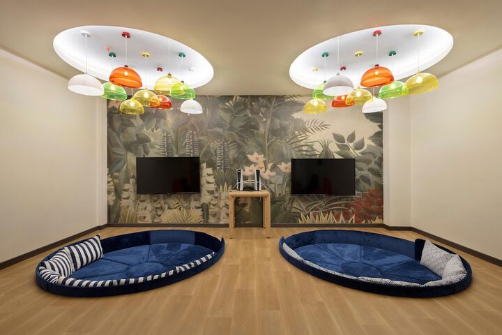 Hotel Interior 72 of 116