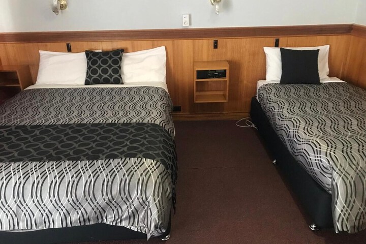 Room 12 of 31