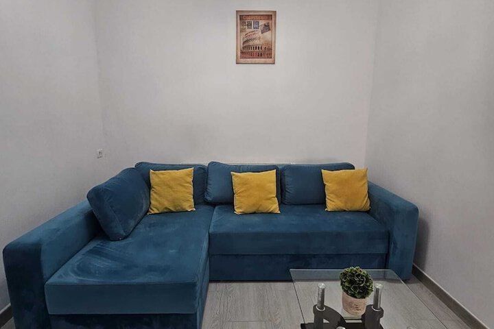Room 105 of 230