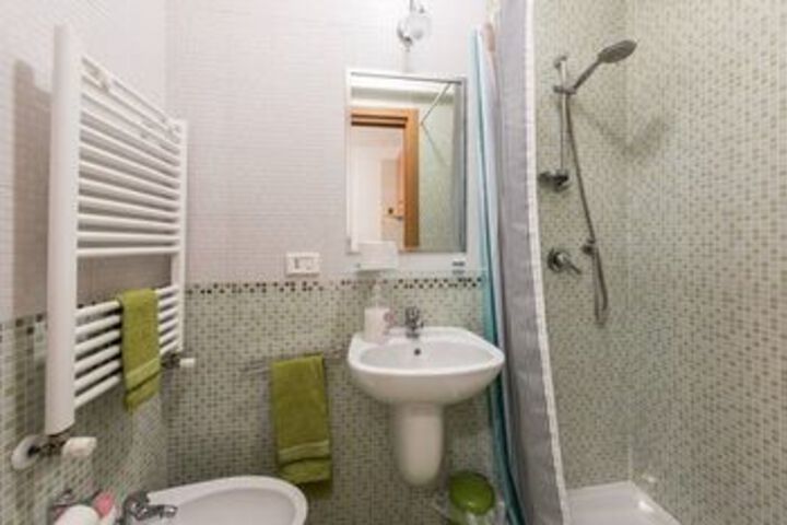 Room 14 of 52