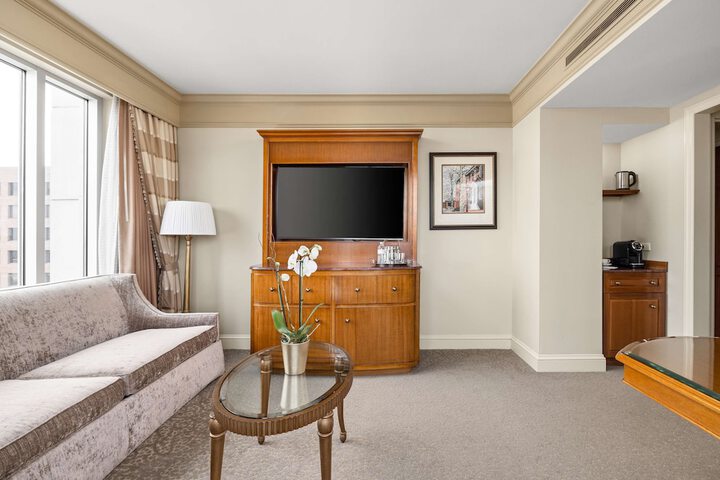Room 57 of 182