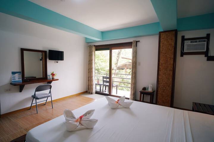 Room 4 of 34