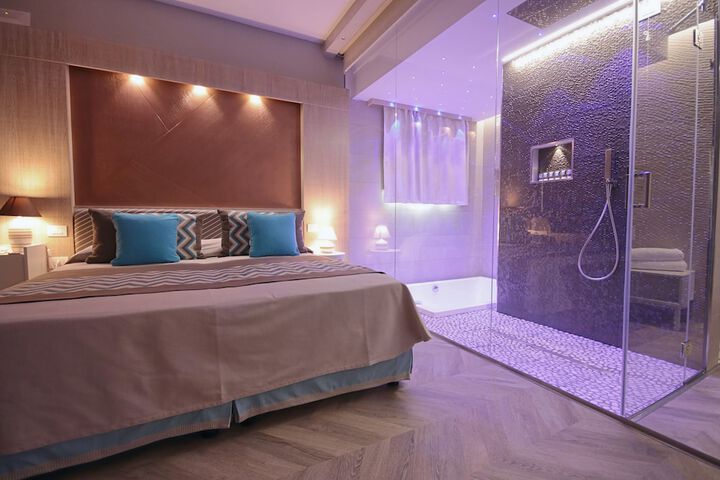 Room 8 of 41