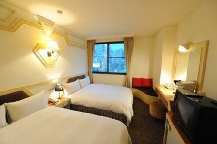 Room 19 of 42