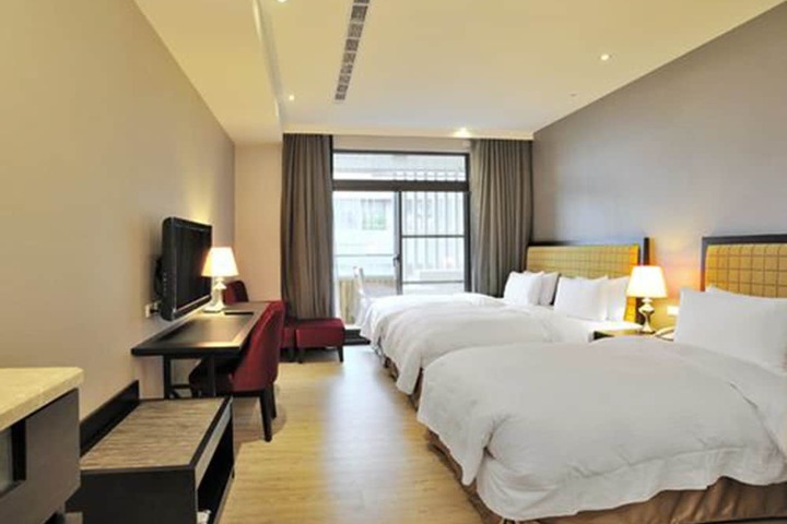 Room 13 of 29