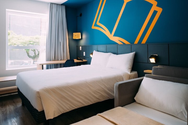 Room 15 of 96