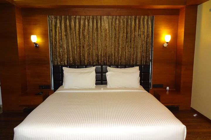 Room 22 of 65