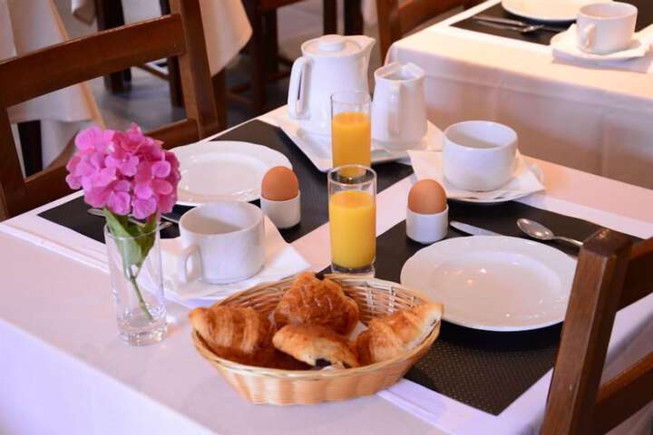 Breakfast/Coffee Service 38 of 67