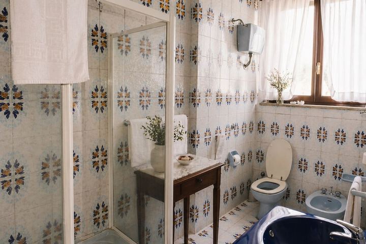Room 14 of 26