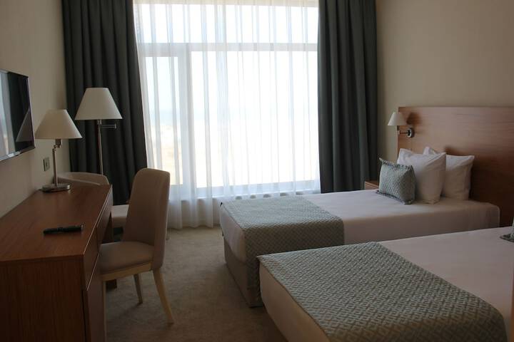 Room 5 of 30