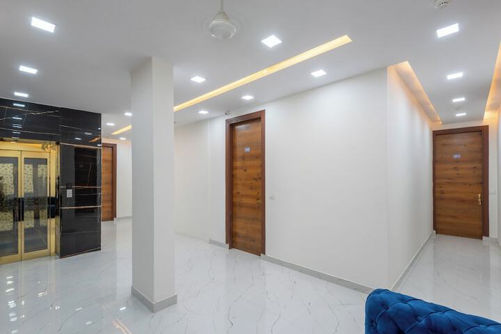 Hotel Interior 5 of 23