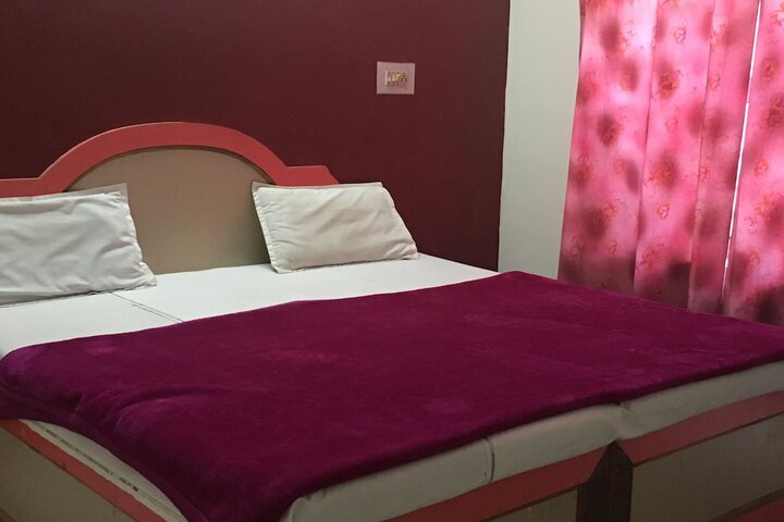 Room 15 of 25