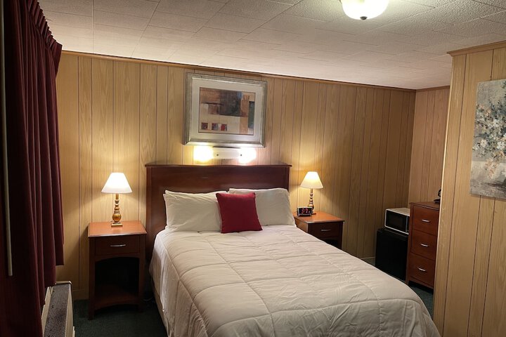 Room 8 of 36