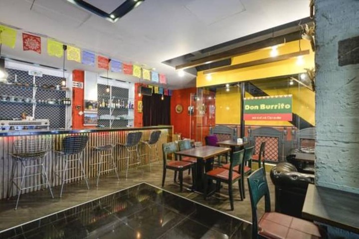 Dining Photos