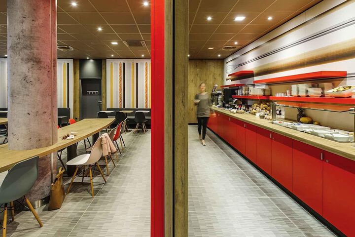 Breakfast area