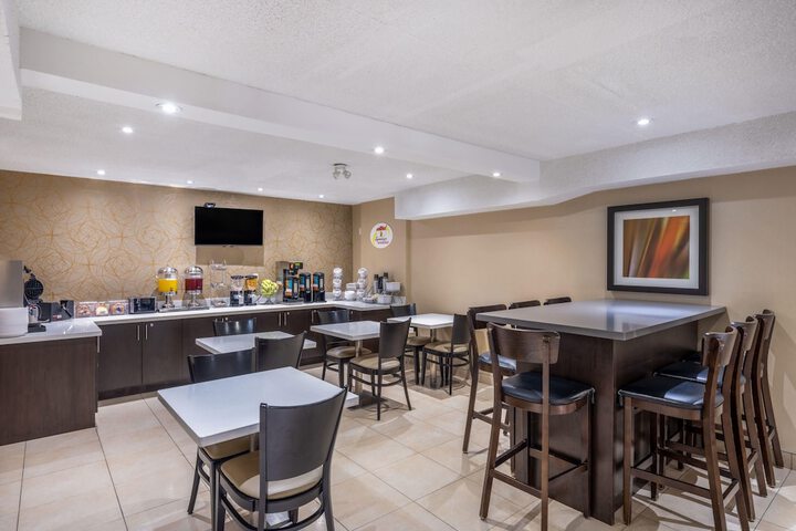 Breakfast/Coffee Service 29 of 35