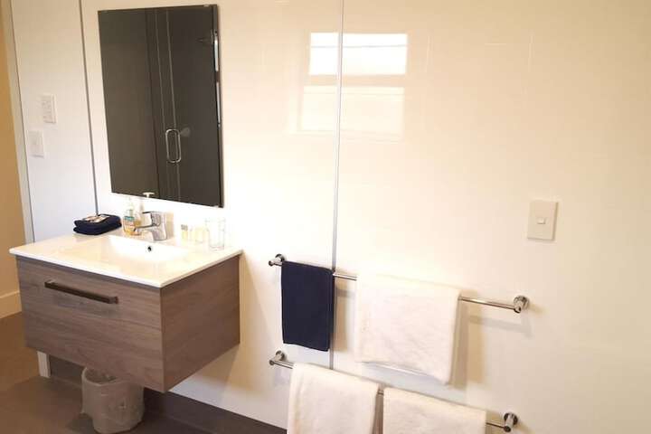 Room 25 of 36