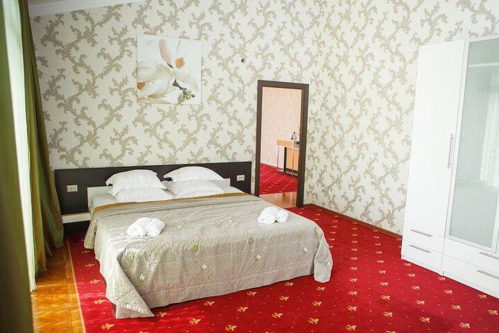 Room 14 of 88