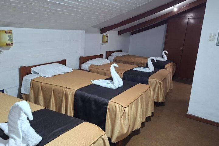 Room 8 of 34