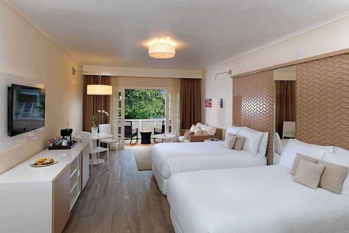 Room 20 of 117