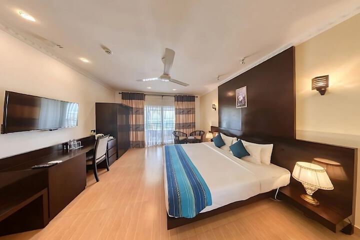 Room 5 of 48